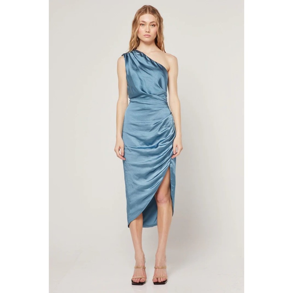Elliatt‎ Cassini One Shoulder Ruched Satin Midi Dress Cadet Blue Size Large